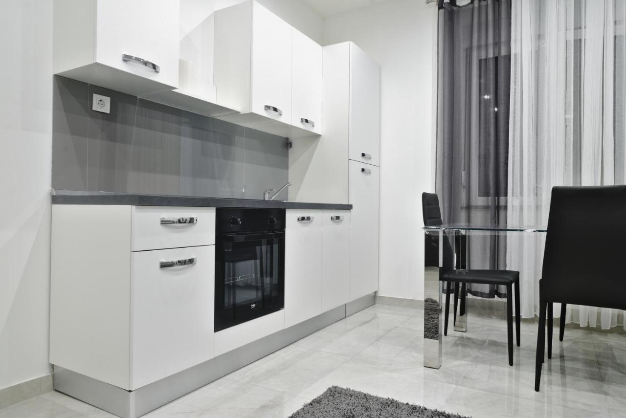 Apartment Omerka Риека Экстерьер фото